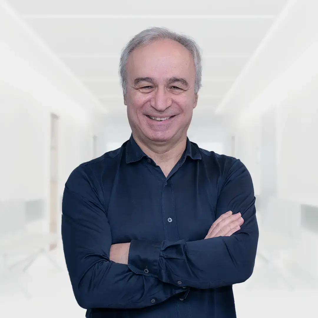 a photograph of Dr Ali Nihat Ofluoğlu